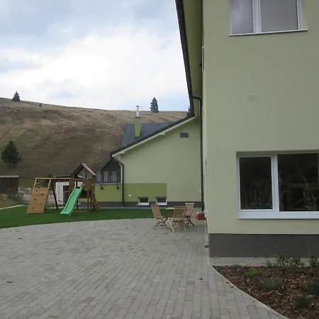 Dolinka Гостевой дом 2*